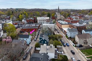 21 Starr Ln, Boston, MA 02130