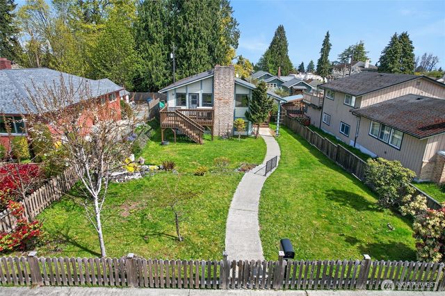 313 W 14th Street, Port Angeles, WA 98362