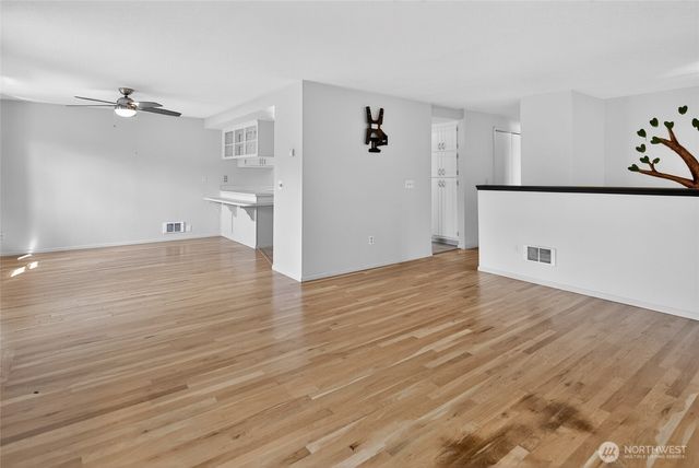 313 W 14th Street, Port Angeles, WA 98362