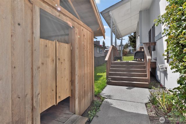 313 W 14th Street, Port Angeles, WA 98362
