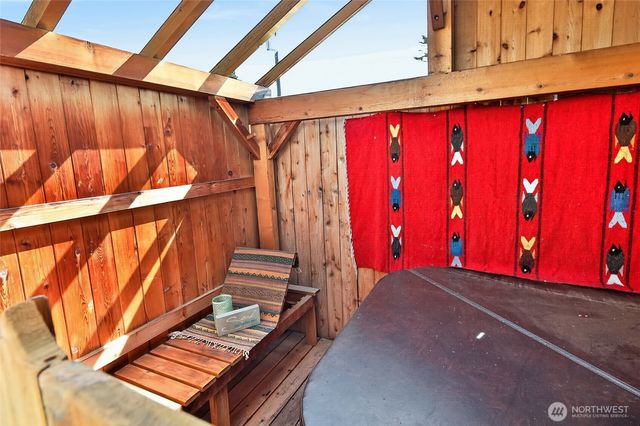 313 W 14th Street, Port Angeles, WA 98362