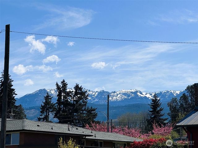313 W 14th Street, Port Angeles, WA 98362