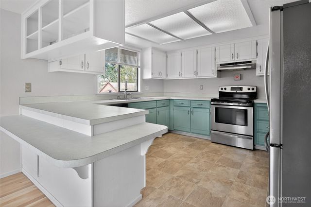 313 W 14th Street, Port Angeles, WA 98362