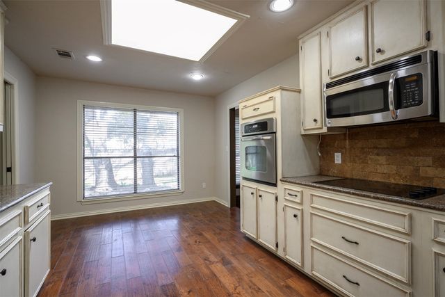 1035 Wilshire Drive, Trophy Club, TX 76262