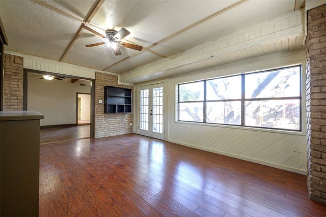 1035 Wilshire Drive, Trophy Club, TX 76262