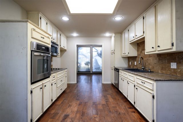 1035 Wilshire Drive, Trophy Club, TX 76262