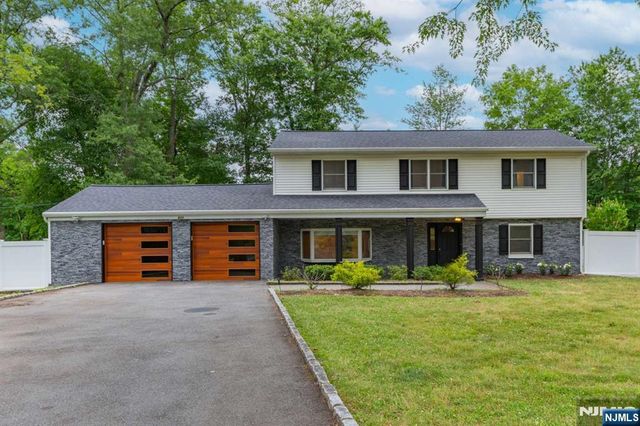 800 Winding Way, River Vale, NJ 07675