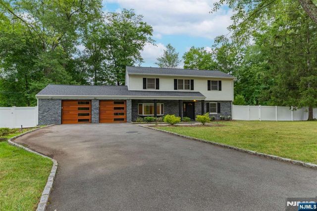 800 Winding Way, River Vale, NJ 07675