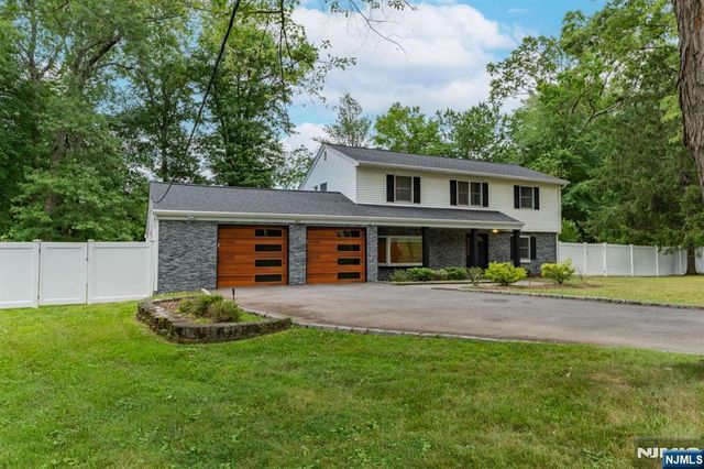 800 Winding Way, River Vale, NJ 07675