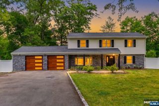 800 Winding Way, River Vale, NJ 07675
