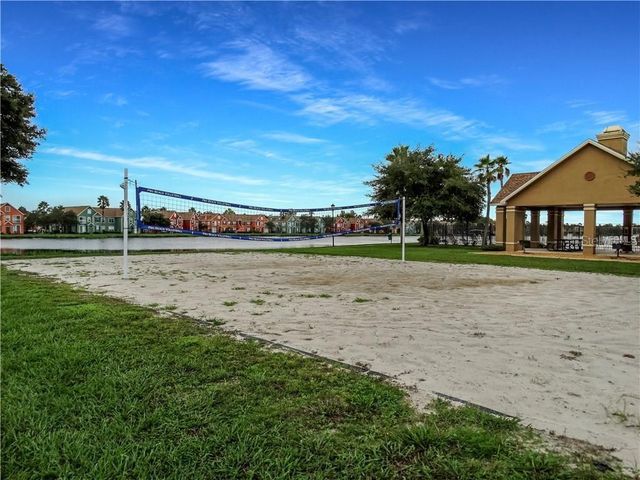 9744 LAKE CHASE ISLAND WAY, Tampa, FL 33626