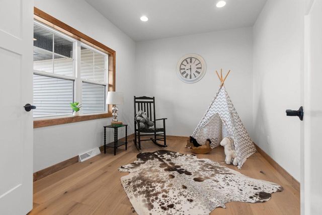 N1298 MEADOW PARK DRIVE, Greenville, WI 54942