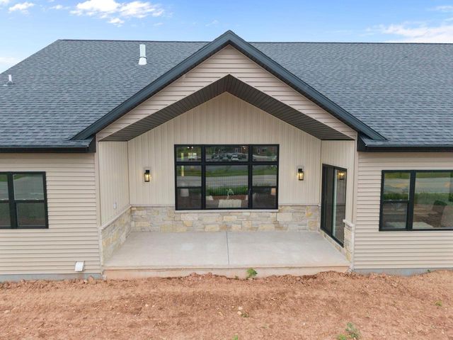 N1298 MEADOW PARK DRIVE, Greenville, WI 54942