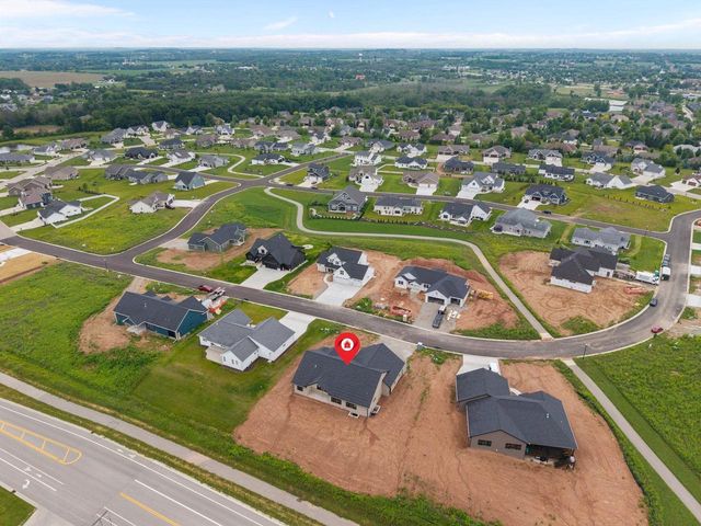 N1298 MEADOW PARK DRIVE, Greenville, WI 54942
