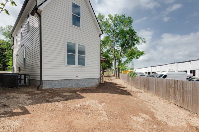 3800 Syfert Ln, Nashville, TN 37211