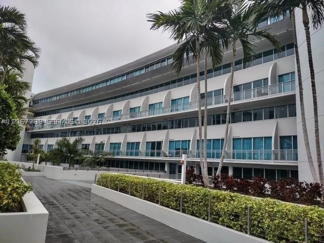 2950 NE 188th St 316, Aventura, FL 33180