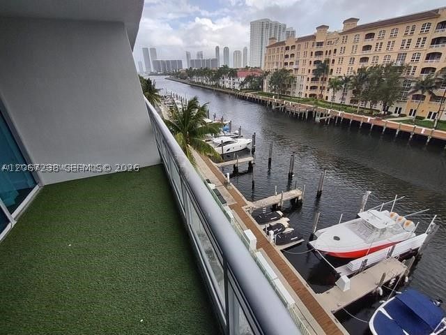 2950 NE 188th St 316, Aventura, FL 33180