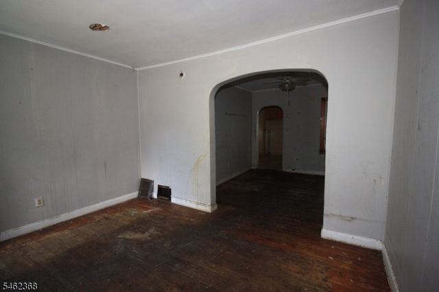 755 S Main St, Phillipsburg Town, NJ 08865