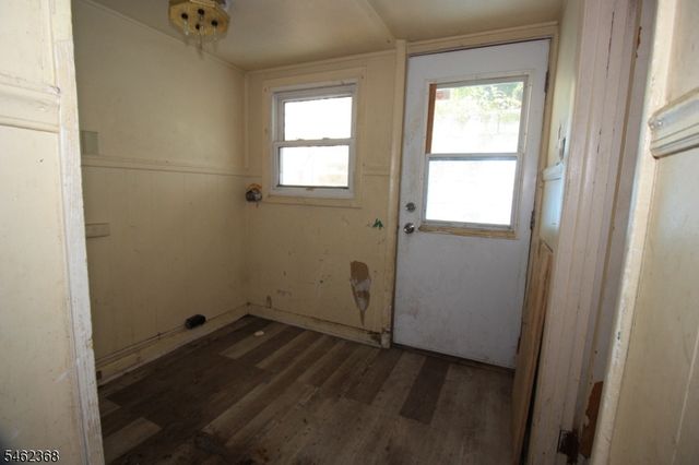 755 S Main St, Phillipsburg Town, NJ 08865
