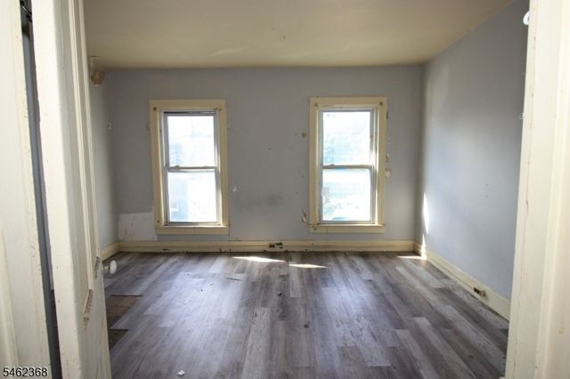 755 S Main St, Phillipsburg Town, NJ 08865