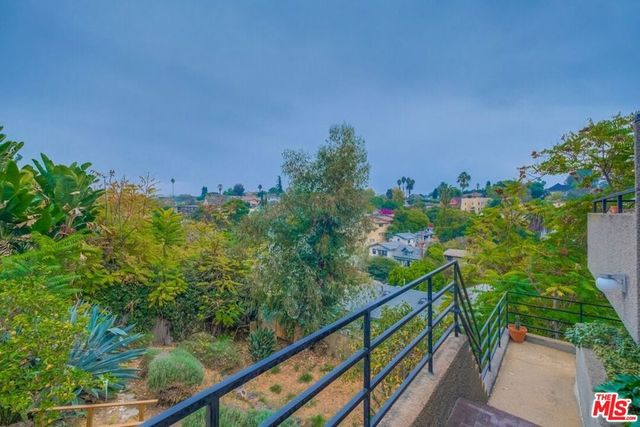 1077 W Kensington Road 3, Los Angeles, CA 90026
