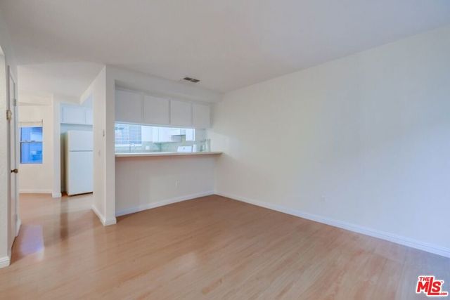 1077 W Kensington Road 3, Los Angeles, CA 90026