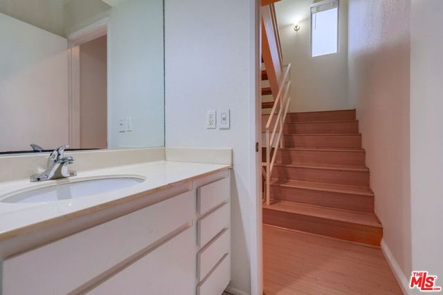 1077 W Kensington Road 3, Los Angeles, CA 90026