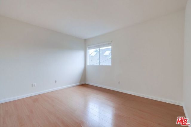 1077 W Kensington Road 3, Los Angeles, CA 90026