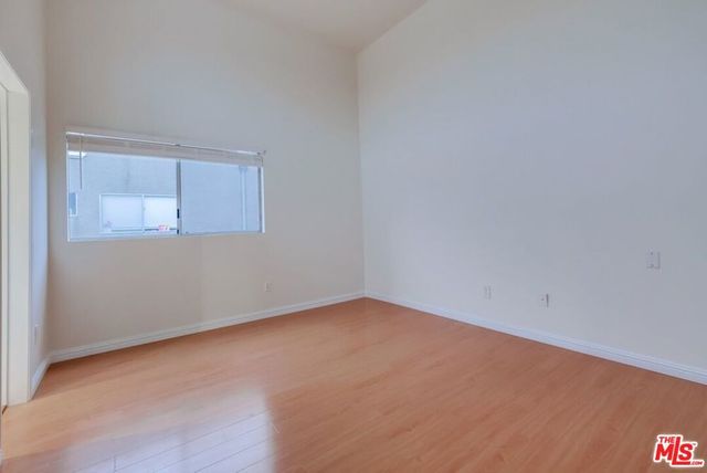 1077 W Kensington Road 3, Los Angeles, CA 90026