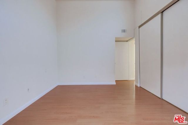 1077 W Kensington Road 3, Los Angeles, CA 90026