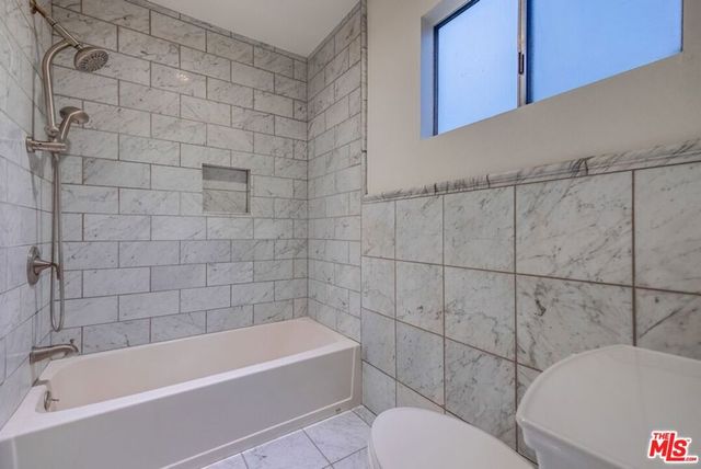 1077 W Kensington Road 3, Los Angeles, CA 90026