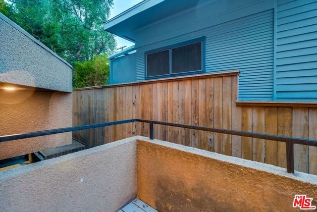 1077 W Kensington Road 3, Los Angeles, CA 90026