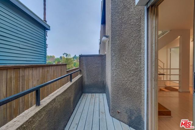 1077 W Kensington Road 3, Los Angeles, CA 90026