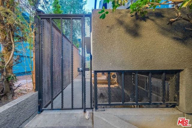 1077 W Kensington Road 3, Los Angeles, CA 90026