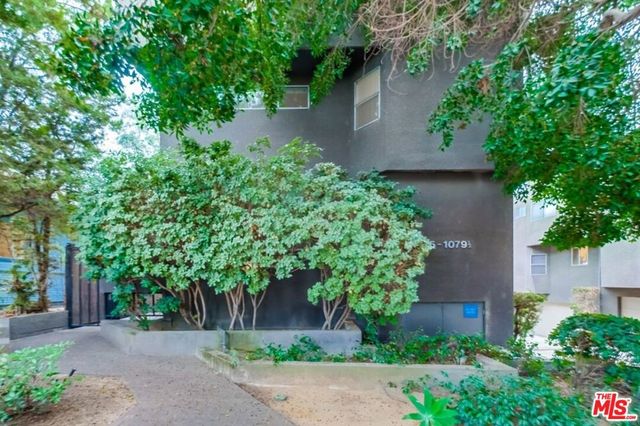 1077 W Kensington Road 3, Los Angeles, CA 90026