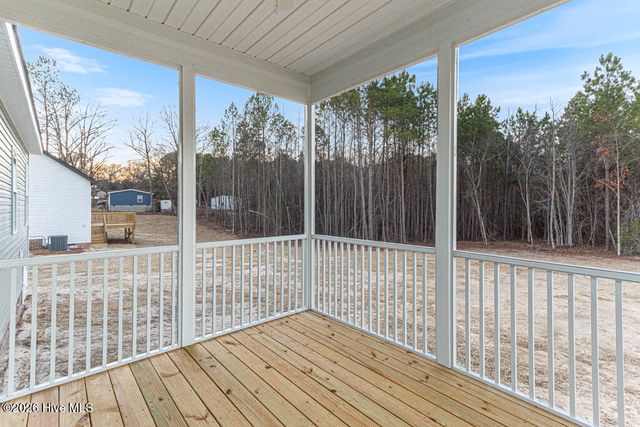 9380 Nc 27 W, Lillington, NC 27546