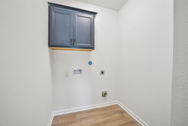 12975 Daniel Springs Lane, Magnolia, TX 77354