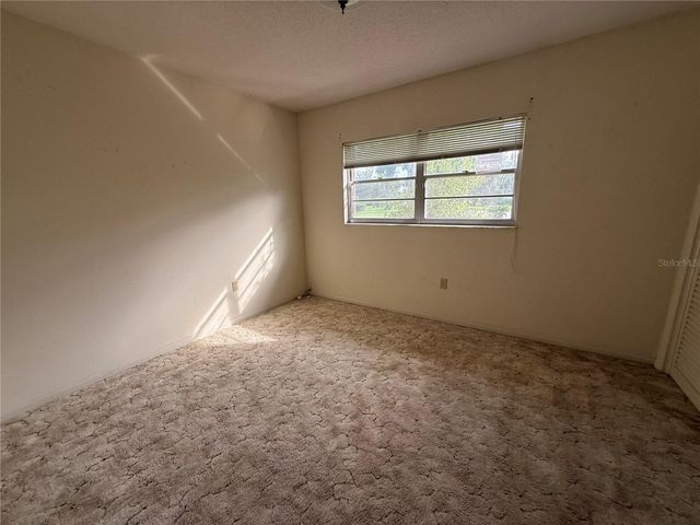 2906 OAK CREST DRIVE, Plant City, FL 33565