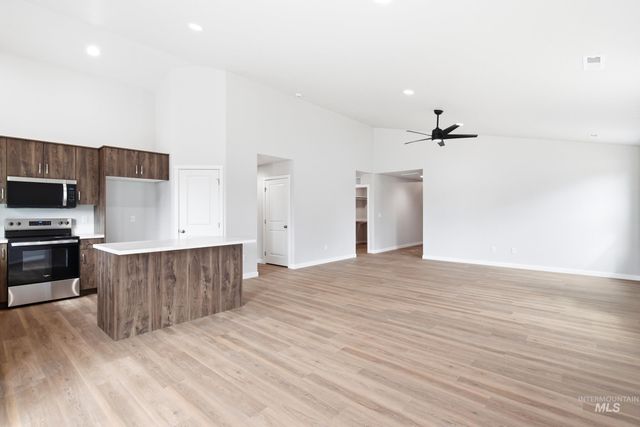 4217 Austin St, Caldwell, ID 83605