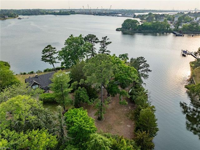 653 Ingleside RD, Norfolk, VA 23502