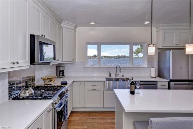 653 Ingleside RD, Norfolk, VA 23502