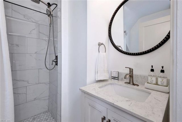 653 Ingleside RD, Norfolk, VA 23502