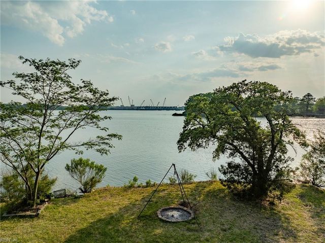 653 Ingleside RD, Norfolk, VA 23502