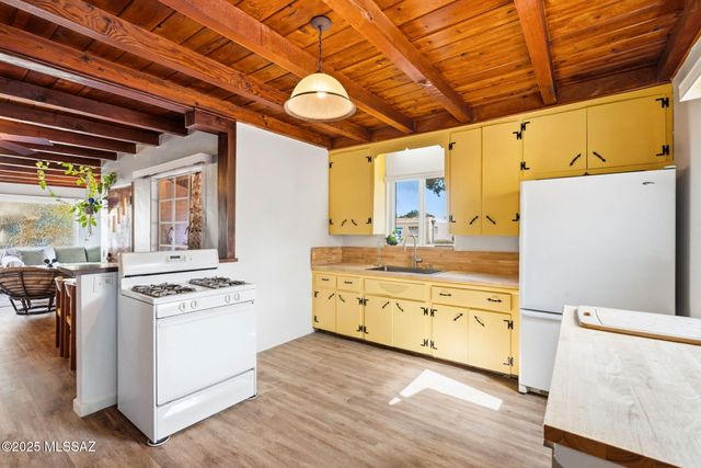 3249 N Anderson Drive, Tucson, AZ 85716