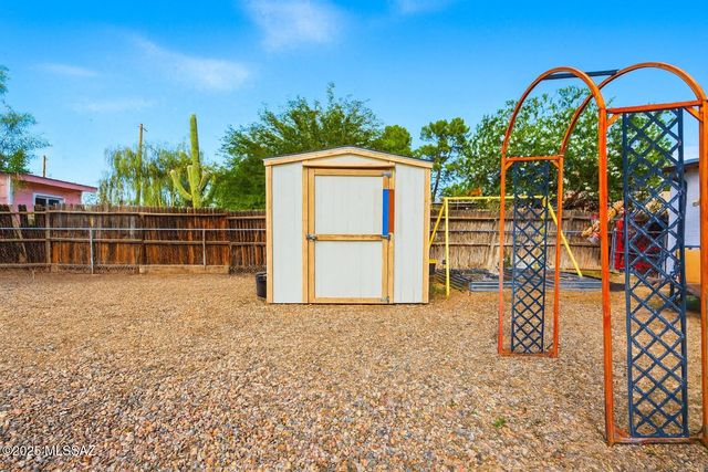 3249 N Anderson Drive, Tucson, AZ 85716