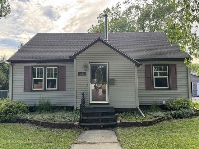 329 N Oakhill Avenue, Janesville, WI 53548