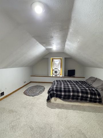 329 N Oakhill Avenue, Janesville, WI 53548