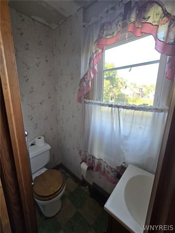 133 79th Street, Niagara Falls, NY 14304