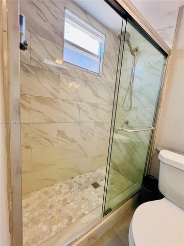 361 SW 20th Rd B, Miami, FL 33129