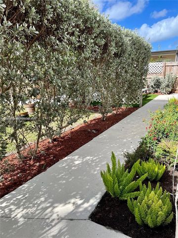 361 SW 20th Rd B, Miami, FL 33129